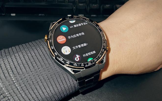 排行榜：2025年必买手表清单凯发体育赞助超高性价比智能手表(图3)